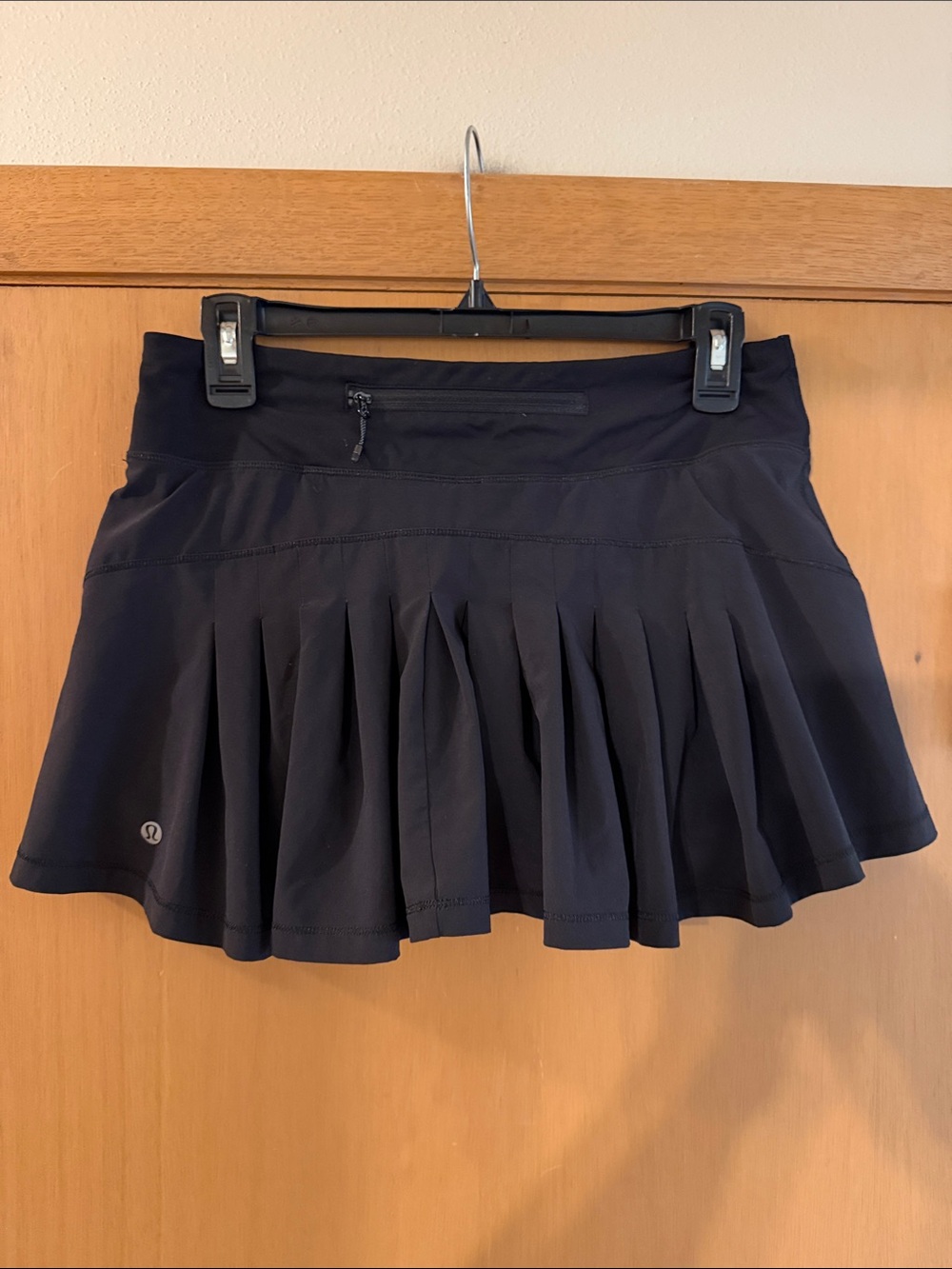 Lululemon Women’s Ruffle Pleated Athletic Skirt Skort Black Size 6